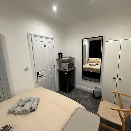 Central London Room